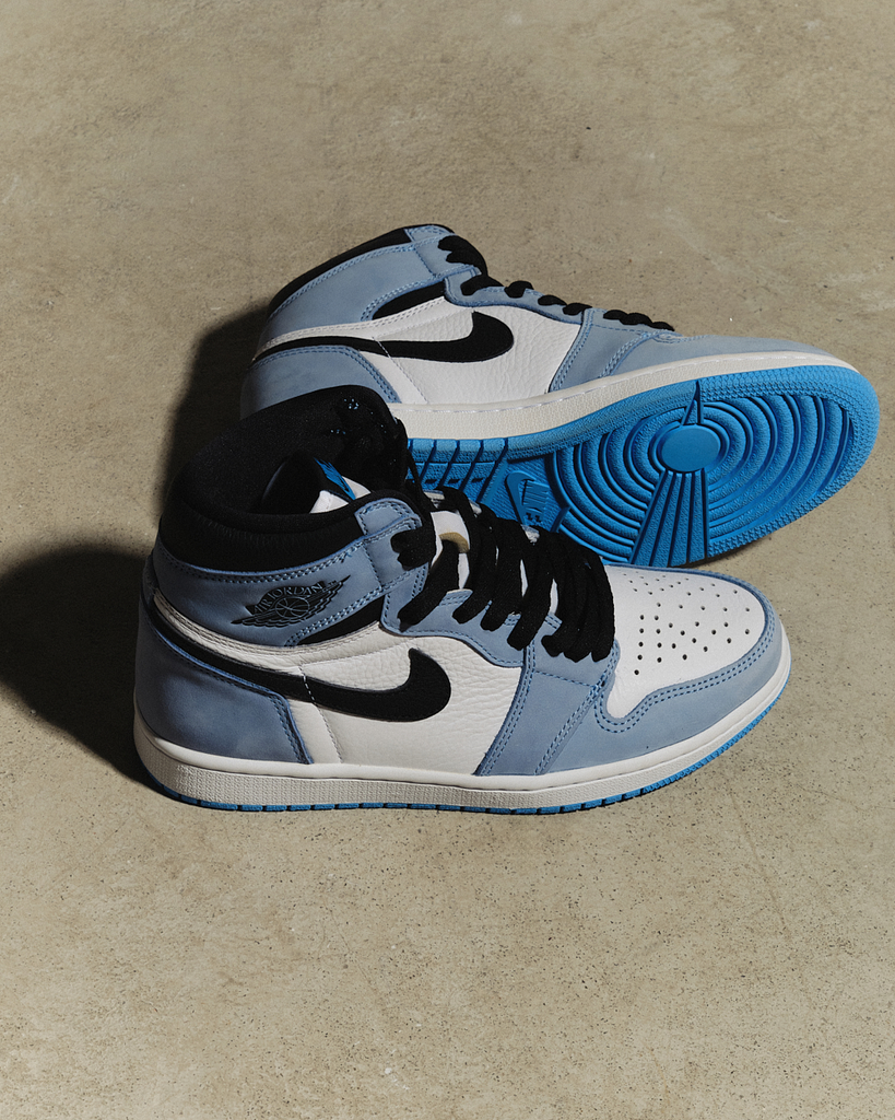 Nike Air Jordan 1 University Blue
