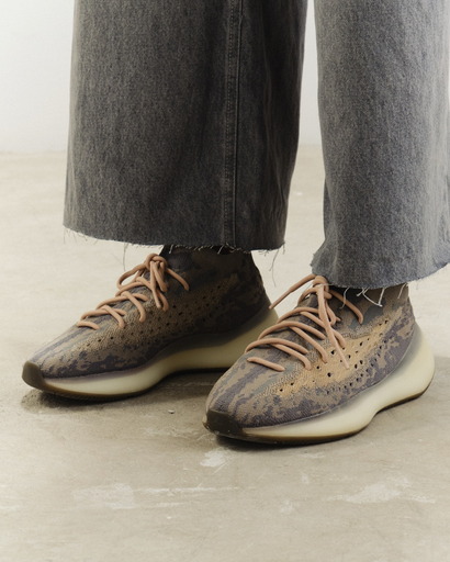 [11] Adidas Yeezy 380 Mist