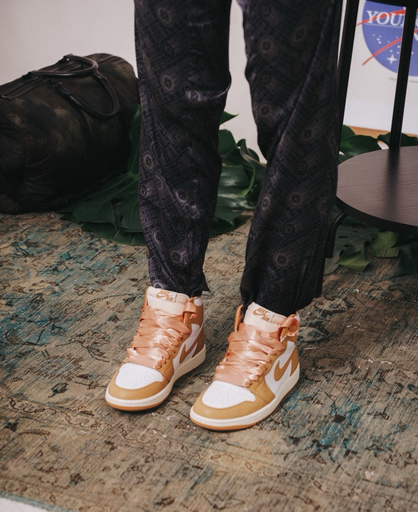 Nike Air Jordan 1 High OG Praline