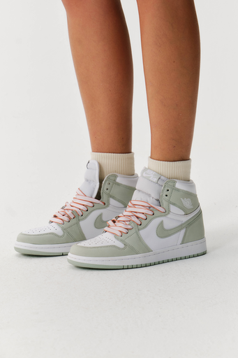 [352] Nike Air Jordan 1 High Seafoam