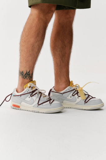 [1023] Nike x Off-White Dunk Low Lot 46